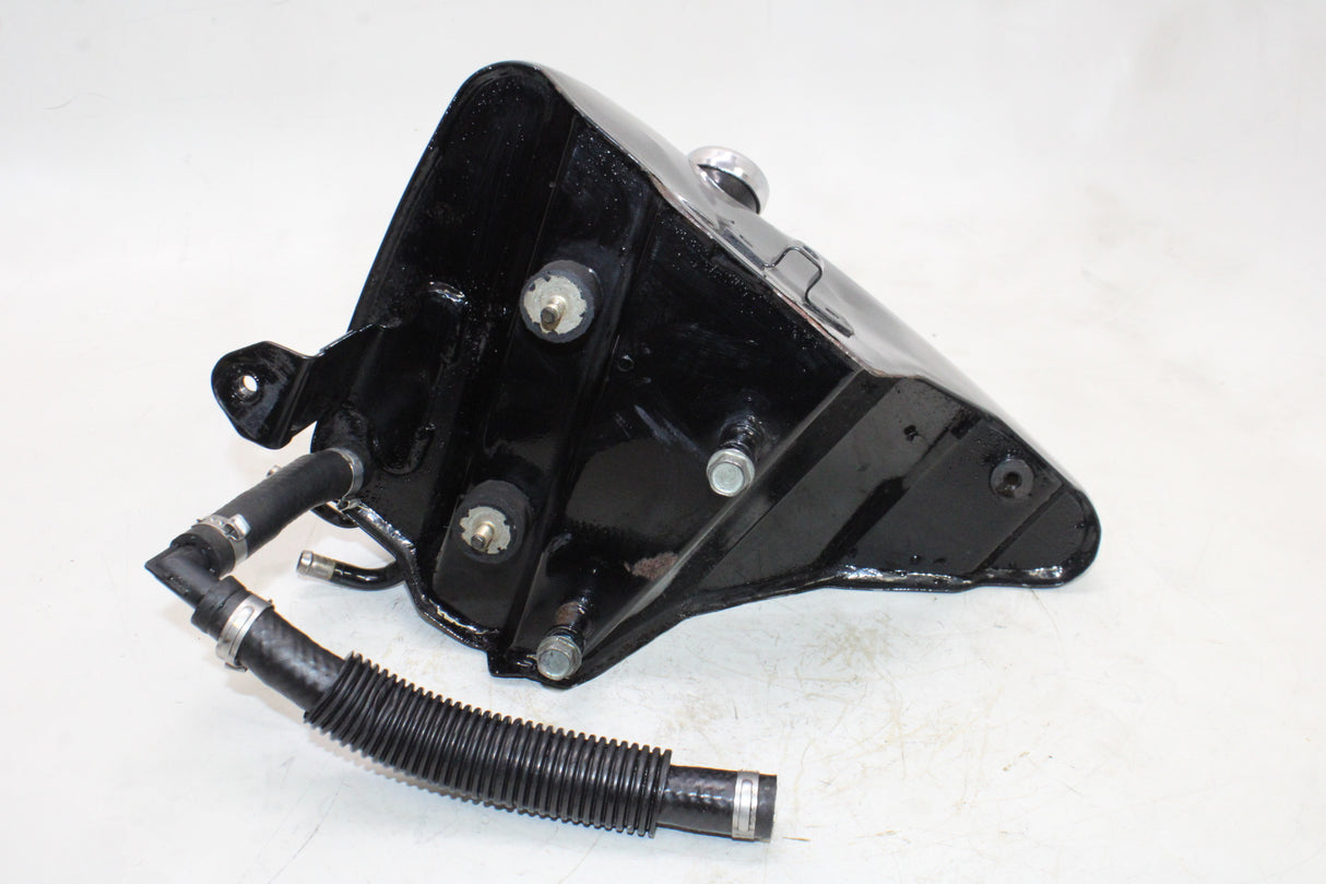 2001 Harley-Davidson Sportster 883 XLH883 OEM OIL TANK RESERVOIR BOTTLE W CAP