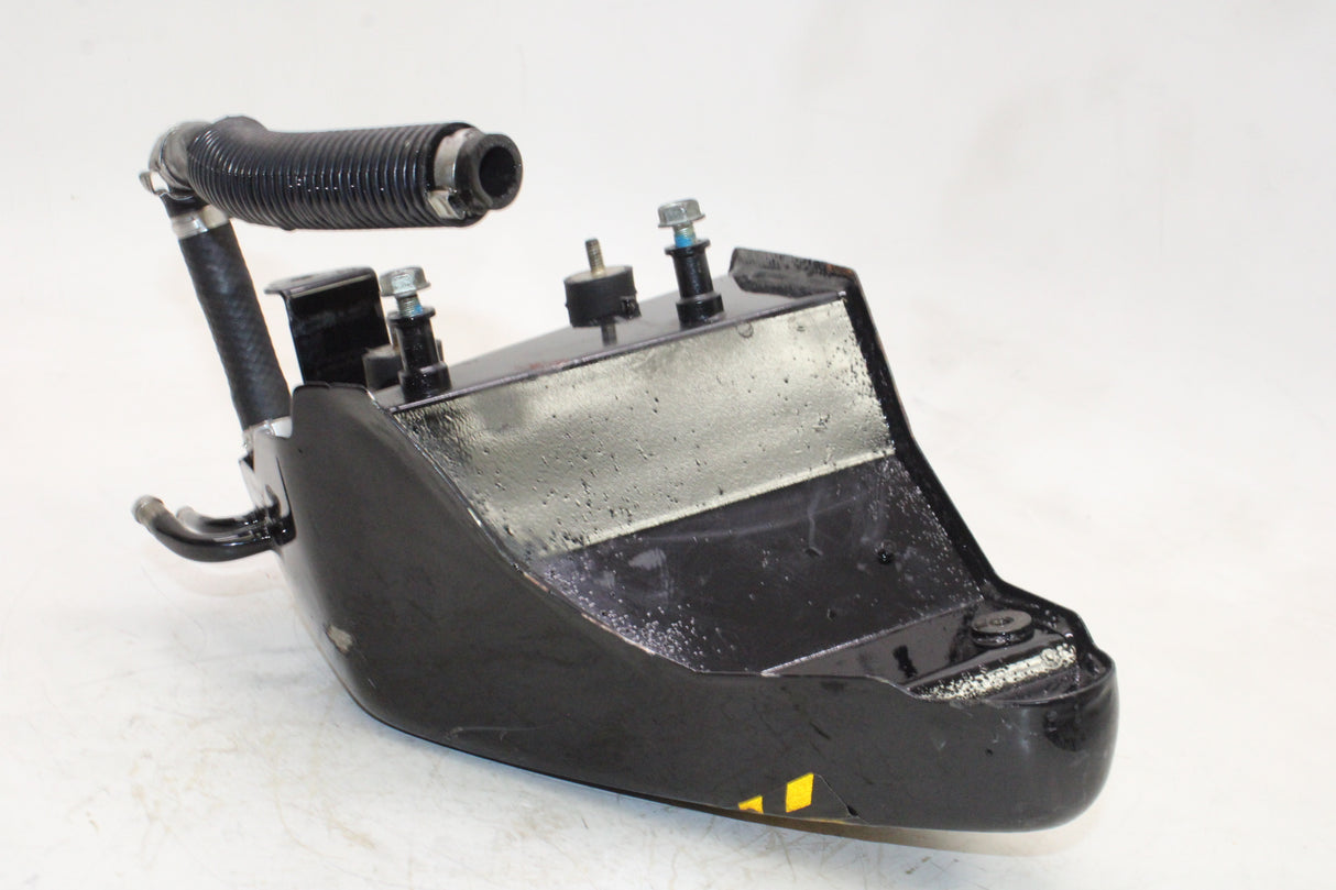 2001 Harley-Davidson Sportster 883 XLH883 OEM OIL TANK RESERVOIR BOTTLE W CAP