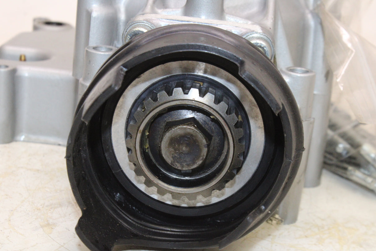 1997 Kawasaki Vulcan 1500 VN1500-A OEM FRONT MIDDLE DRIVE GEAR CASE