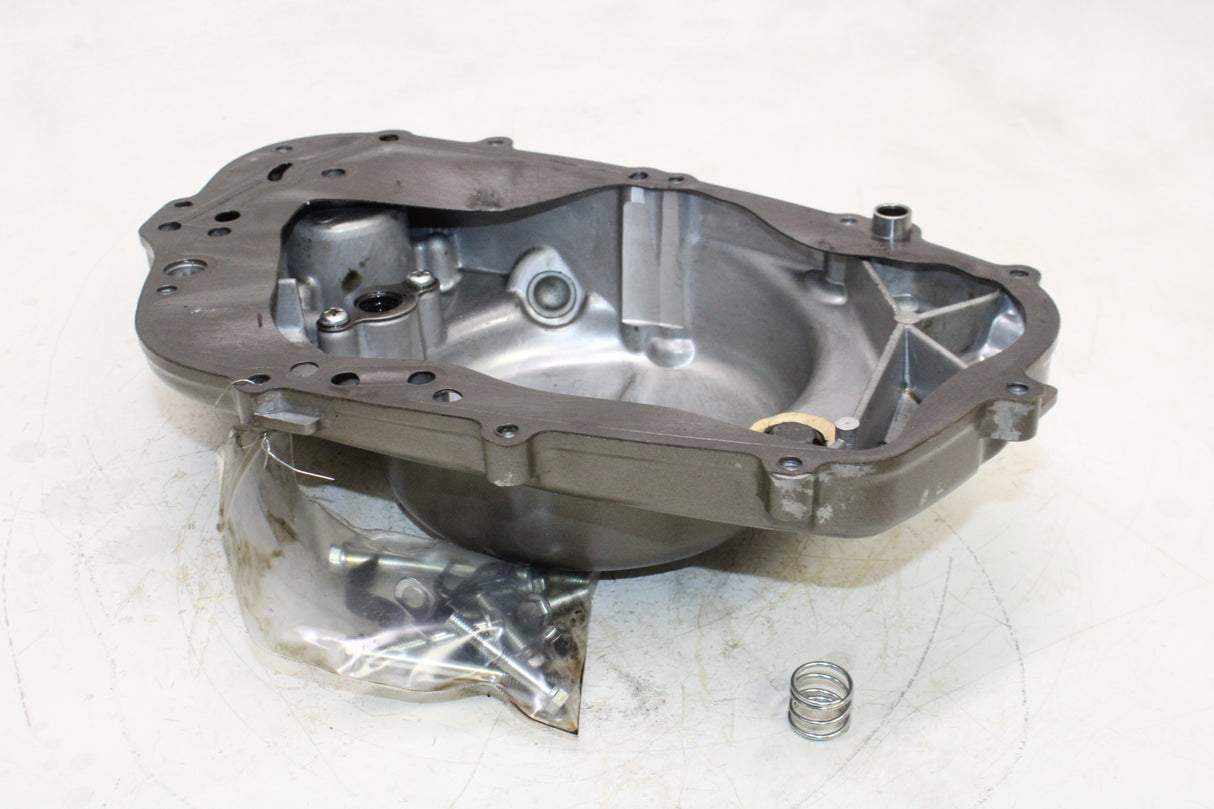 2008 Hyosung GT250 OEM CLUTCH SIDE ENGINE MOTOR COVER