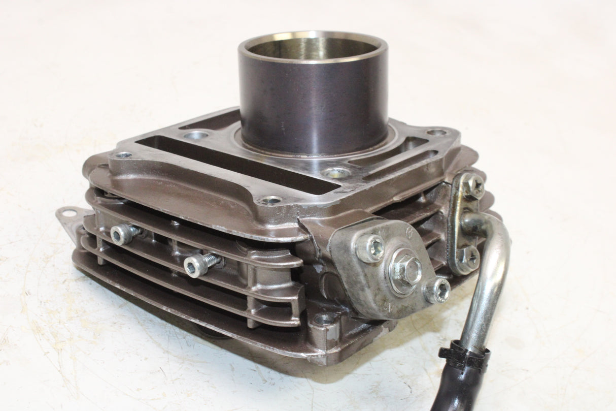 2008 Hyosung GT250 OEM REAR ENGINE MOTOR PISTON CYLINDERS BLOCK JUG