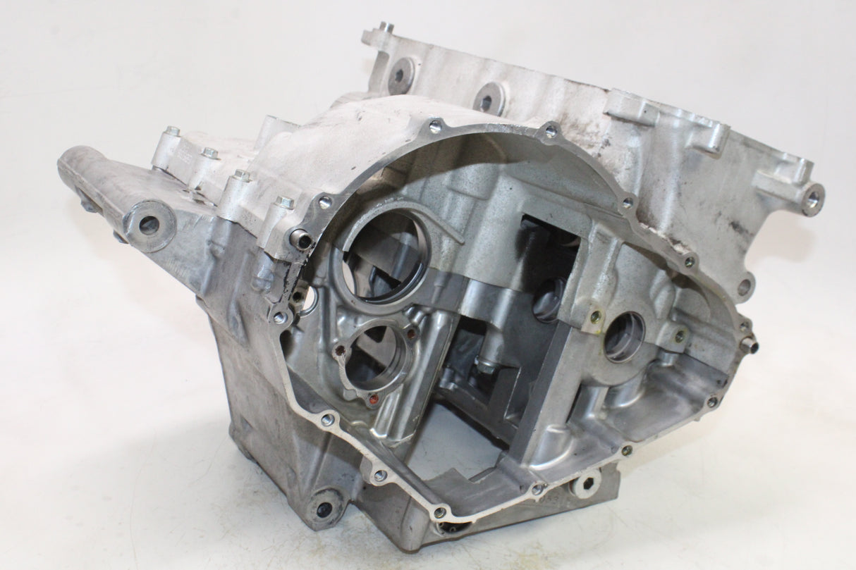 2007 Suzuki GSXR750 OEM ENGINE MOTOR CRANKCASE CRANK CASES BLOCK