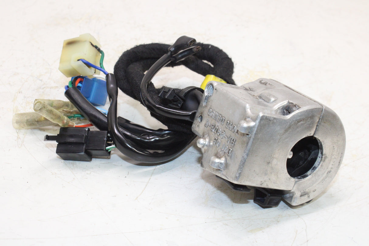 2004 Honda VTX1300C OEM LEFT CLIP ON HANDLE HORN SIGNALS SWITCH