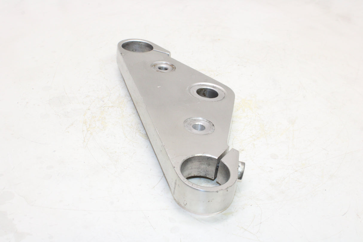 2004 Honda VTX1300C OEM FORKS UPPER TRIPLE TREE CLAMP