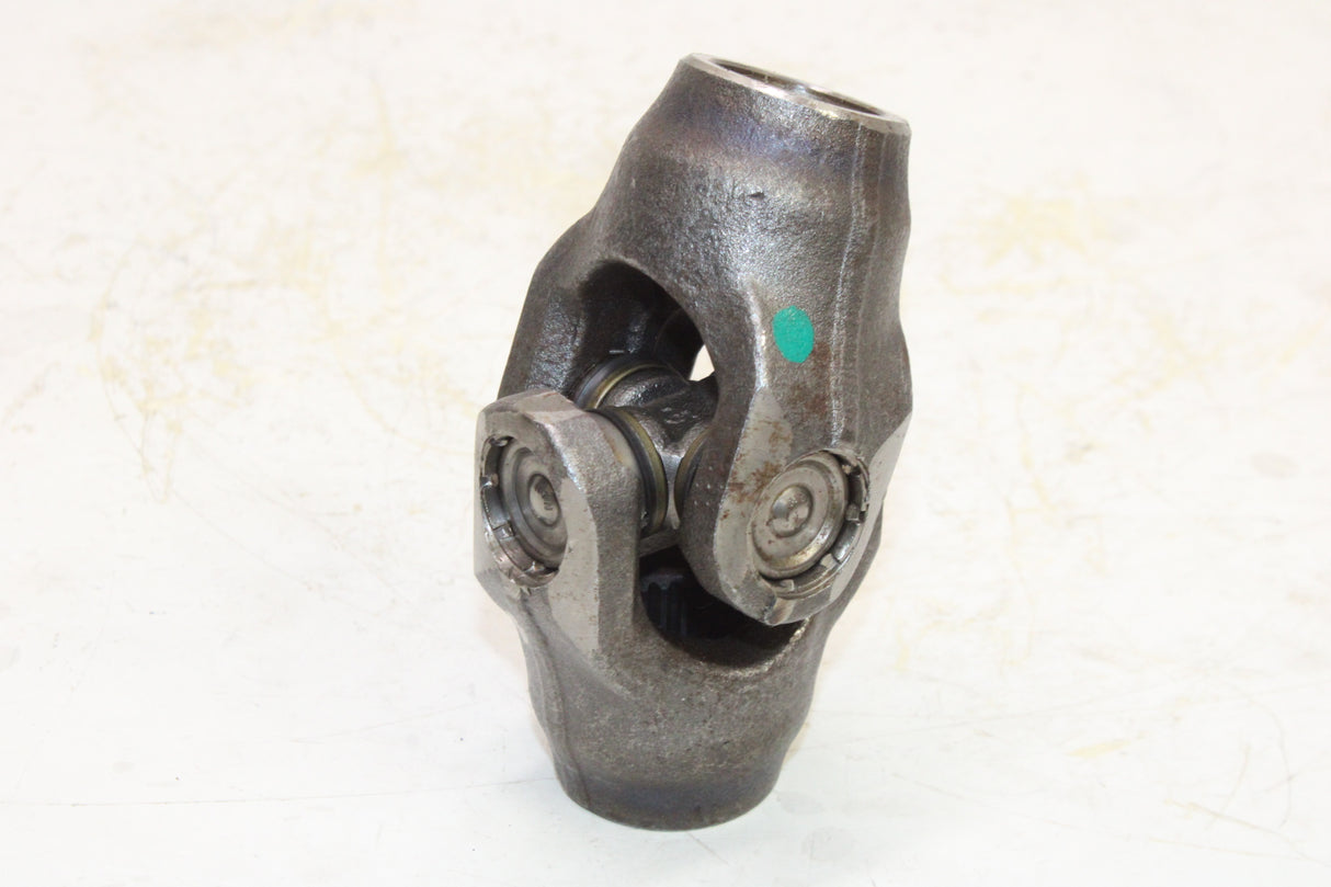 2004 Honda VTX1300C OEM REAR DRIVE SHAFT U JOINT