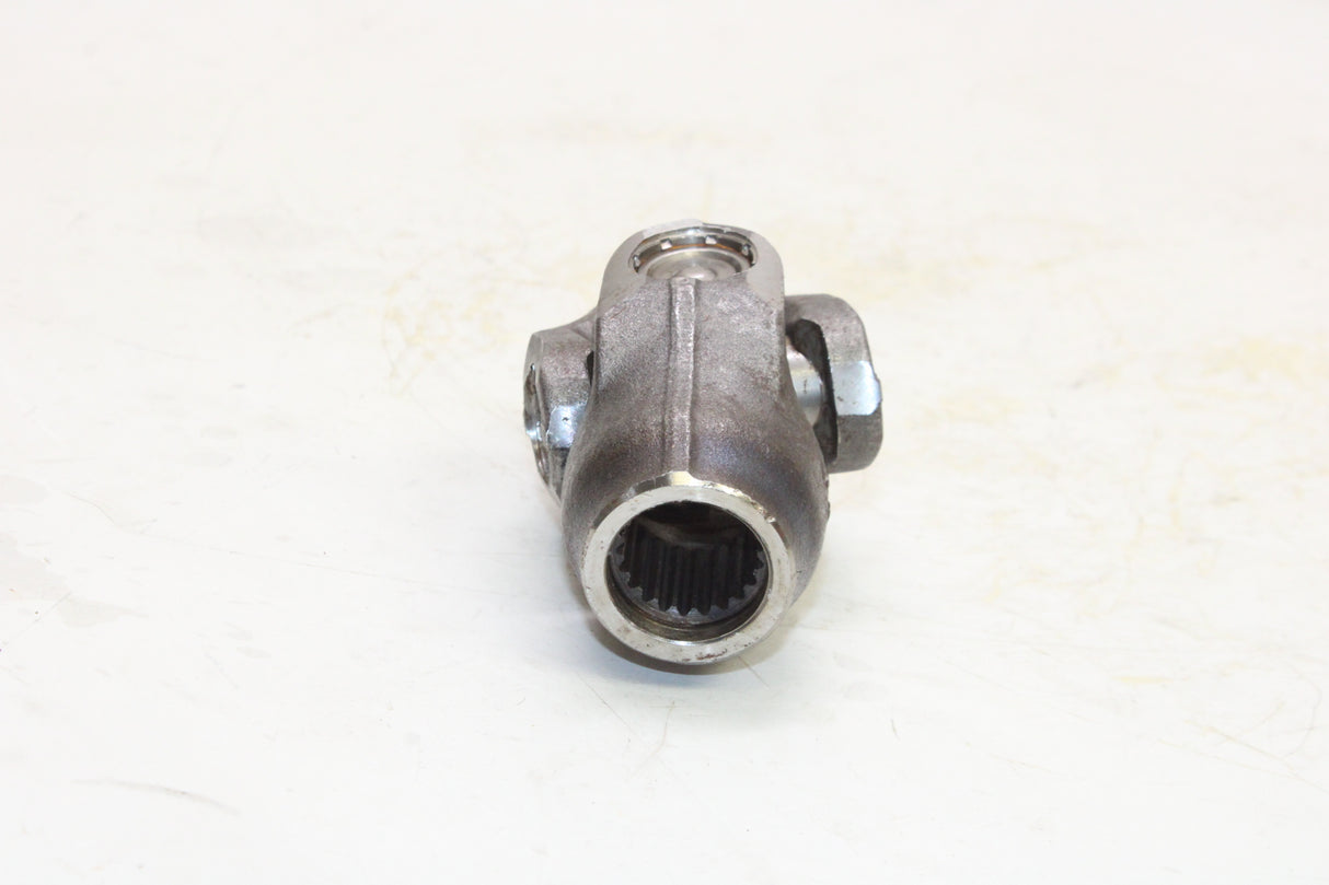 2004 Honda VTX1300C OEM REAR DRIVE SHAFT U JOINT