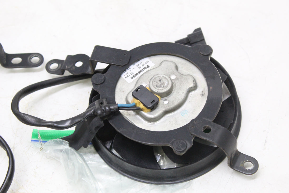 2005 Yamaha YZF R6 OEM ENGINE RADIATOR COOLING FAN RIGHT LEFT