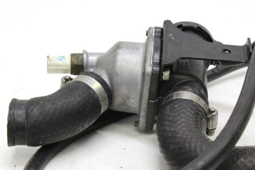 2006 Kawasaki Vulcan 900 Vn900b Classic Thermostat Housing OEM