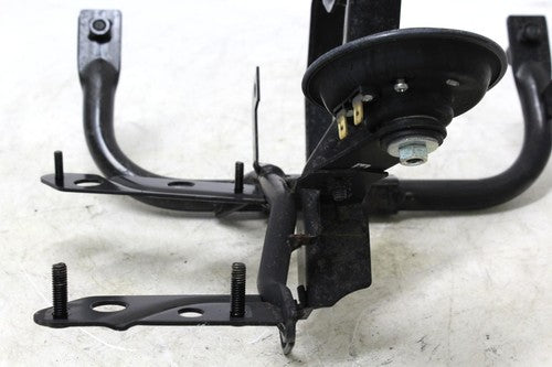 2011 Yamaha Zuma 125 Yw125 Upper Fairing Mirror Gauges Stay Bracket