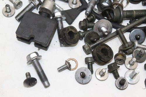 2003-05 Yamaha Yzf R6 Engine Misc. Bolts Hardware Motor Screws 5sl-21283-00-00