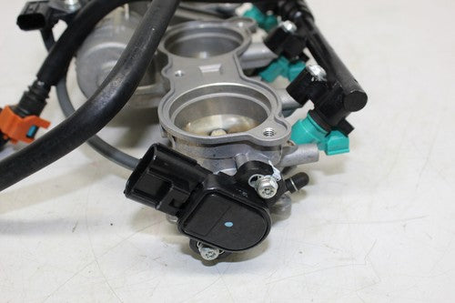 2012 Yamaha Yzf R1 World Gp 50th Anniversary Main Fuel Injectors / Throttle