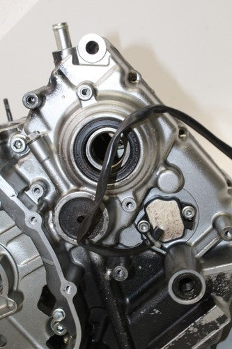 2003-06 Suzuki Sv650 Engine Motor Crankcase Crank Cases Block OEM