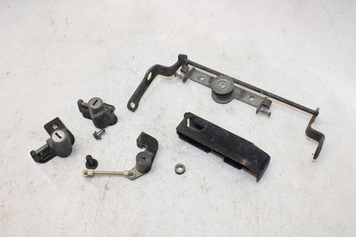 1983 Kawasaki Gpz750 Zx750a Rear Passenger Seat Latch Lock Assembly