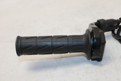 2005 Kawasaki Ninja Zx10r Zx1000c Right Throttle Grip