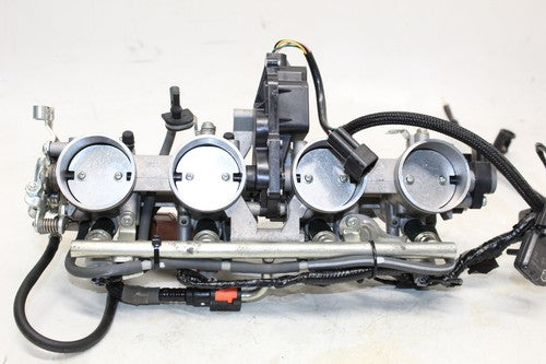 2010 Kawasaki Ninja Zx14 Zx1400-a Main Fuel Injectors / Throttle Bodies
