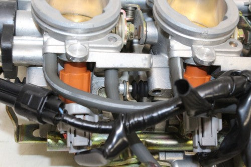 2004 Yamaha Yzf R6 Main Fuel Injectors / Throttle Bodies