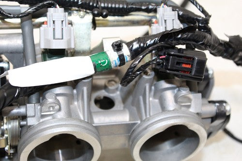 2010 Kawasaki Ninja Zx14 Zx1400-a Main Fuel Injectors / Throttle Bodies