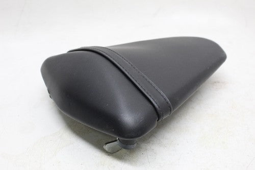 2019 Yamaha YZF R3 REAR BACK PASSENGER TANDEM SEAT PAD SADDLE PILLION