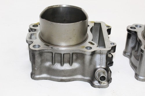 2003-06 Suzuki Sv650 Engine Piston Blocks Jugs *PAIR* OEM