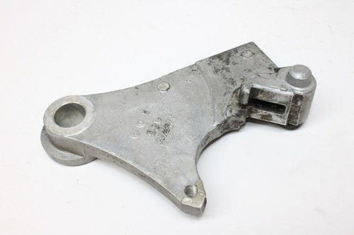 02 05 SUZUKI VSTROM 1000 DL1000 Rear BRAKE CALIPER HANGER BACK MOUNTING BRACKET