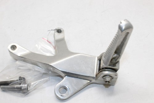 1997-2007 Yamaha Yzf600r Right Rear Back Passenger PEG OEM NICE