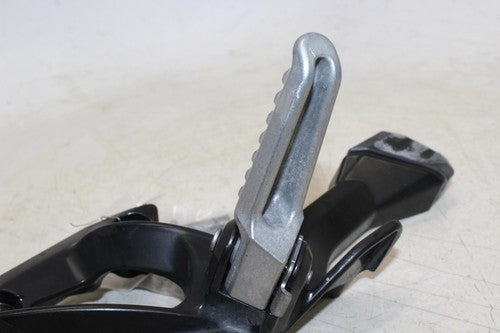2013 Kawasaki Concours 14 Zg1400c Abs Rear Passenger Foot Step Peg