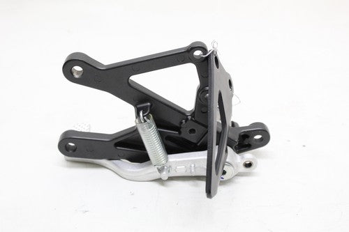 2020 YAMAHA YZF-R1 RIGHT REARSET REAR BRAKE PEDAL SET PEG REST STOP
