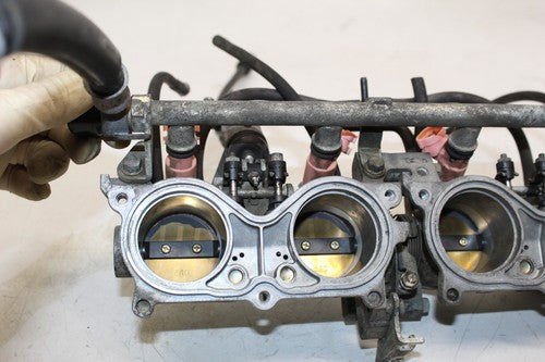 2003 Honda Cbr600rr Main Fuel Injectors Throttle Bodies