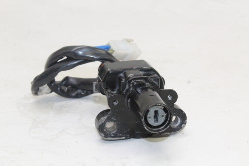 2003-05 Yamaha Yzf R6 Ignition Lock W Key 5sl-82501-11-00 OEM *NO KEY*