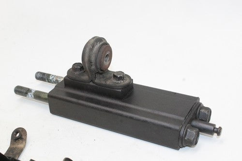 2007 Yamaha Fz6 Engine Mount Motor Bracket OEM