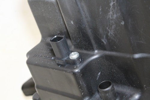 2013-17 Kawasaki Ninja 300 Ex300b Abs Airbox Intake Filter Box 11038-0035 OEM