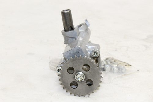 2006-07 Suzuki Gsxr600 Engine Motor Oil Pump 16310-01h00 16400-01h00 OEM