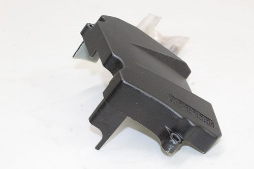 2007 Yamaha Fz6 Engine Sprocket Cover 1b3-15418-00-00 OEM