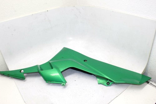 2006-2007 Yamaha Yzf R6 RIGHT Upper Fairing Cowl Panel Plastic OEM