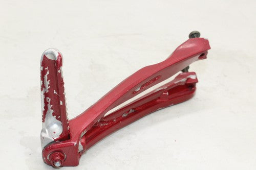 2004-06 Yamaha Yzf R1 Left Rear Back Passenger Peg 5jj-27431-10-00 5vy-2741l-00