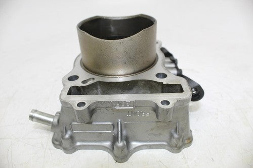 2007 Suzuki Vstrom 650 Dl650 Engine Motor Piston Cylinders Block Jug