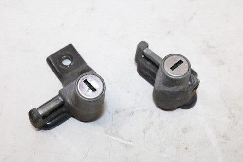 1983 Kawasaki Gpz750 Zx750a Rear Passenger Seat Latch Lock Assembly