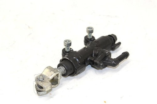 2015 Honda Cbr500r Rear Back Brake Master Cylinder W Reservoir