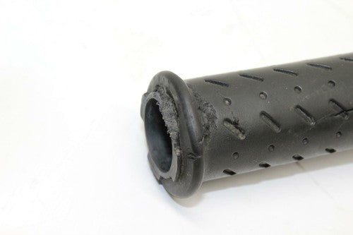 2003-2004 Triumph Daytona 600 Throttle Cable Line Housing Guide OEM