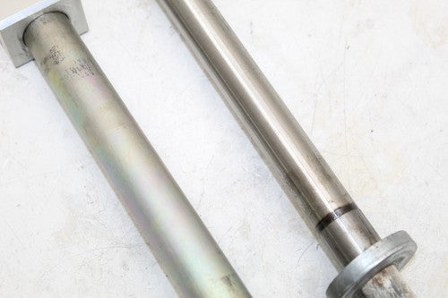 2009 Yamaha Yzf R6s Rear Axle Back Wheel Rim Swingarm Bolt