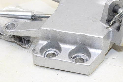 2003-05 Yamaha Fjr1300a Abs Right Driver Foot Peg Bracket Mount OEM