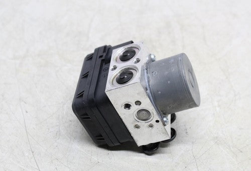 2022 Yamaha Mt-07 Mtn690 Abs Pump Unit Module BAT-85930-02