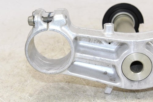 2006 Kawasaki Ninja Zx6r Zx636c Front Forks Clamp Lower Triple Tree Stem
