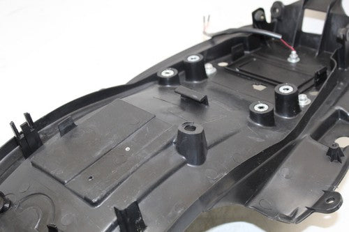 2010 Kawasaki Ninja Zx14 Zx1400c Rear Back Tail Undertail Fairing Cowl Fender