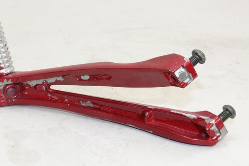 2004-06 Yamaha Yzf R1 Left Rear Back Passenger Peg 5jj-27431-10-00 5vy-2741l-00