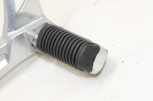 2004 01-05 Yamaha Fz1 Fazer Left Rear Back Passenger Peg OEM