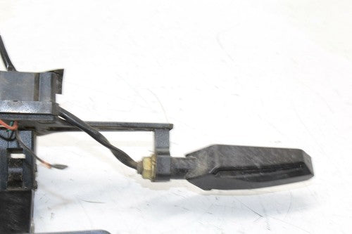 06-10 Yamaha Fz1 Fender Eliminator License Plate Bracket OEM