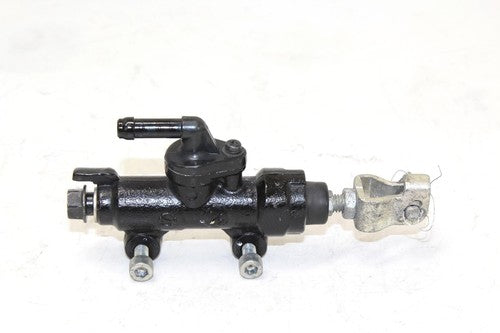 2015 Honda Cbr500r Rear Back Brake Master Cylinder W Reservoir