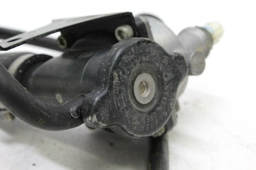 2006 Kawasaki Vulcan 900 Vn900b Classic Thermostat Housing OEM