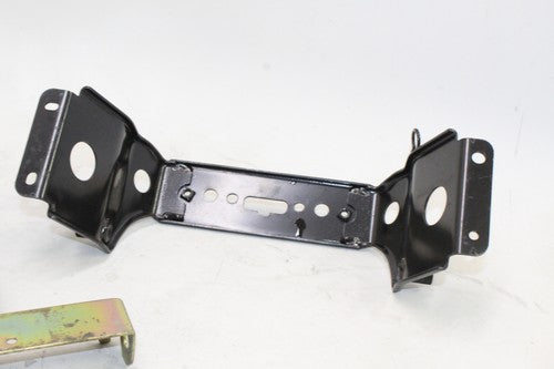 2007 Yamaha Vino 125 Yj125 Mount Misc. Stay Bracket OEM